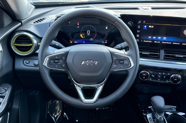 New 2026 Chevrolet Trax LT w/ Driver Confidence Package FWD image 22
