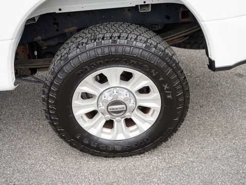 Used 2020 Ford F250 XLT w/ XLT Value Package AWD/4WD image 36