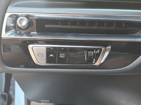 Certified 2024 Cadillac Lyriq Tech AWD/4WD image 35