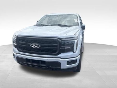 Used 2025 Ford F150 Lariat AWD/4WD image 4