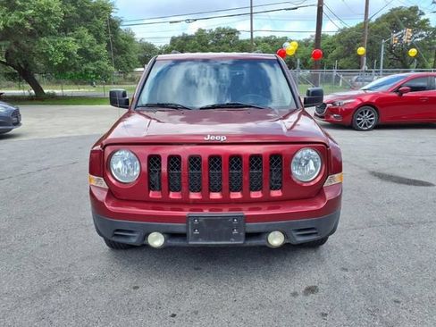 Used 2015 Jeep Patriot Sport w/ Power Value Group FWD image 2