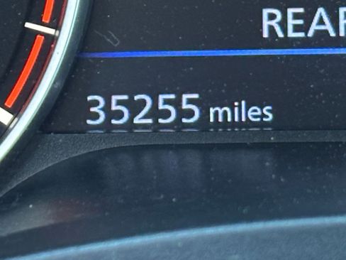 Used 2025 Nissan Altima 2.5 SV image 46