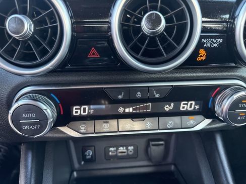 Certified 2025 Nissan Sentra SR w/ SR Premium Package image 25