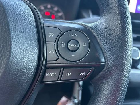 Used 2024 Toyota Corolla LE FWD image 19