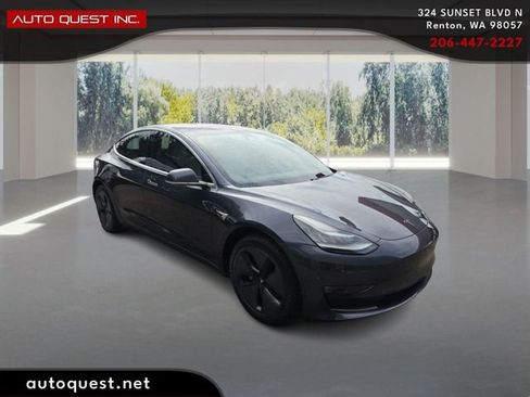 Used 2018 Tesla Model 3 Long Range image 3