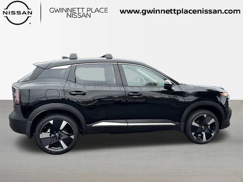 New 2026 Nissan Kicks SR w/ Illumination Package image 4