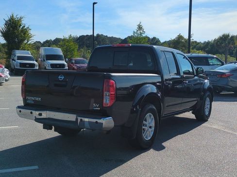 Used 2019 Nissan Frontier SV w/ Value Truck Package RWD image 4