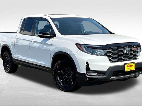 New 2025 Honda Ridgeline TrailSport+ image 1