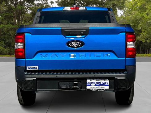 New 2025 Ford Maverick XLT w/ XLT Luxury Package image 4