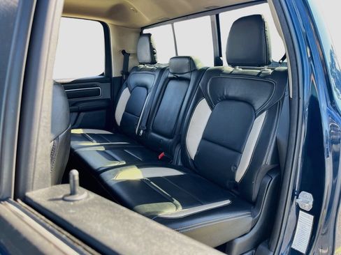 Used 2019 RAM 1500 Big Horn AWD/4WD image 23