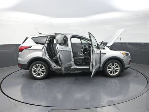 Used 2019 Ford Escape SE AWD/4WD image 46