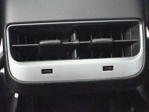 Used 2019 Tesla Model 3 Long Range image 12