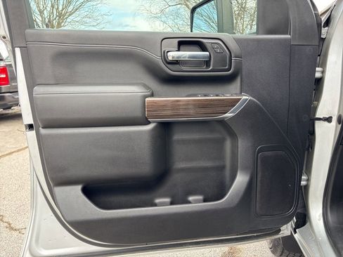 Used 2021 Chevrolet Silverado 3500 LT w/ Convenience Package image 18