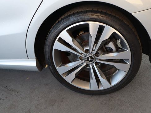 Used 2018 Mercedes-Benz CLA 250 image 42