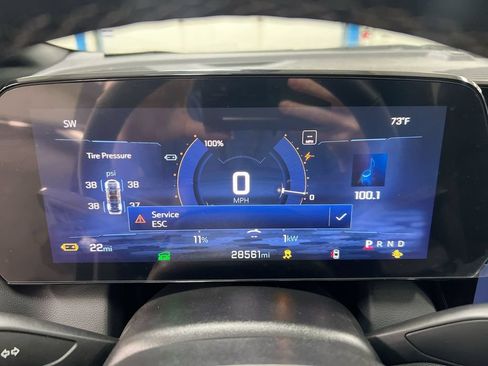 Used 2025 Chevrolet Equinox EV LT w/ Comfort Package AWD/4WD image 12