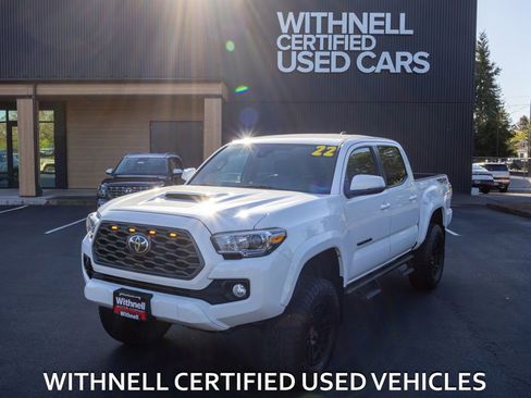Used 2022 Toyota Tacoma TRD Sport AWD/4WD image 1