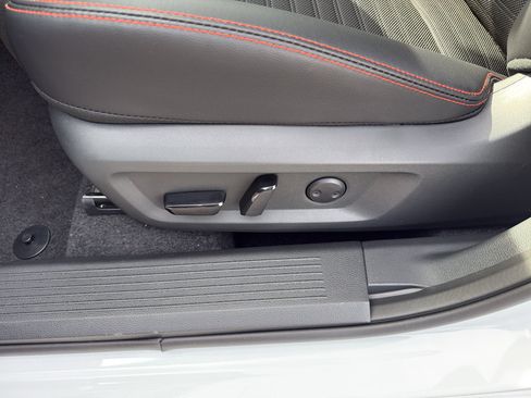 New 2026 Nissan Rogue SV AWD/4WD image 15