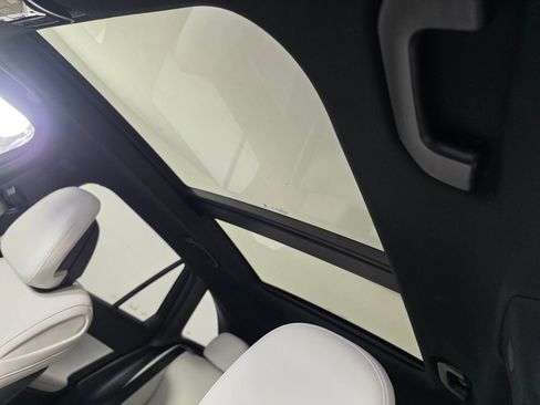 New 2026 Mercedes-Benz GLC 300 image 9