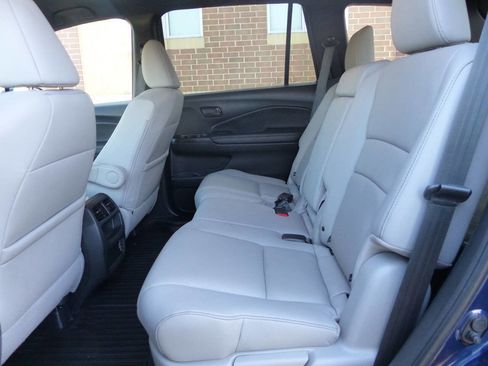 Used 2023 Honda Passport EX-L image 36