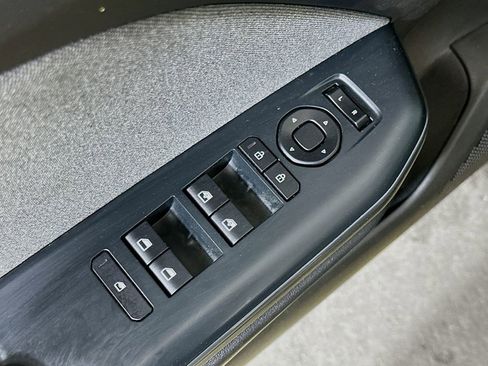 Used 2025 Kia K4 EX image 20