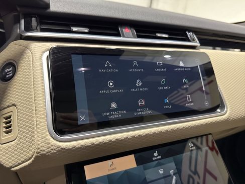 Used 2023 Land Rover Range Rover Velar R-Dynamic S image 21