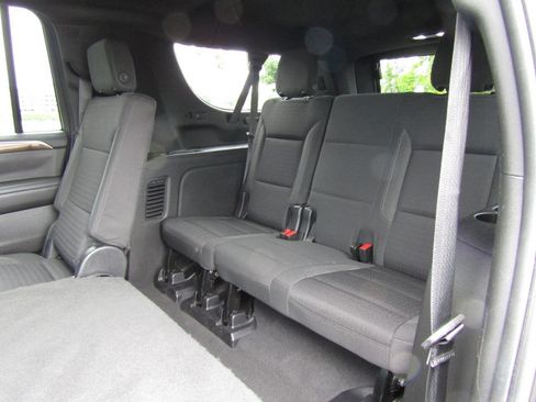 Used 2022 GMC Yukon XL SLE AWD/4WD image 12