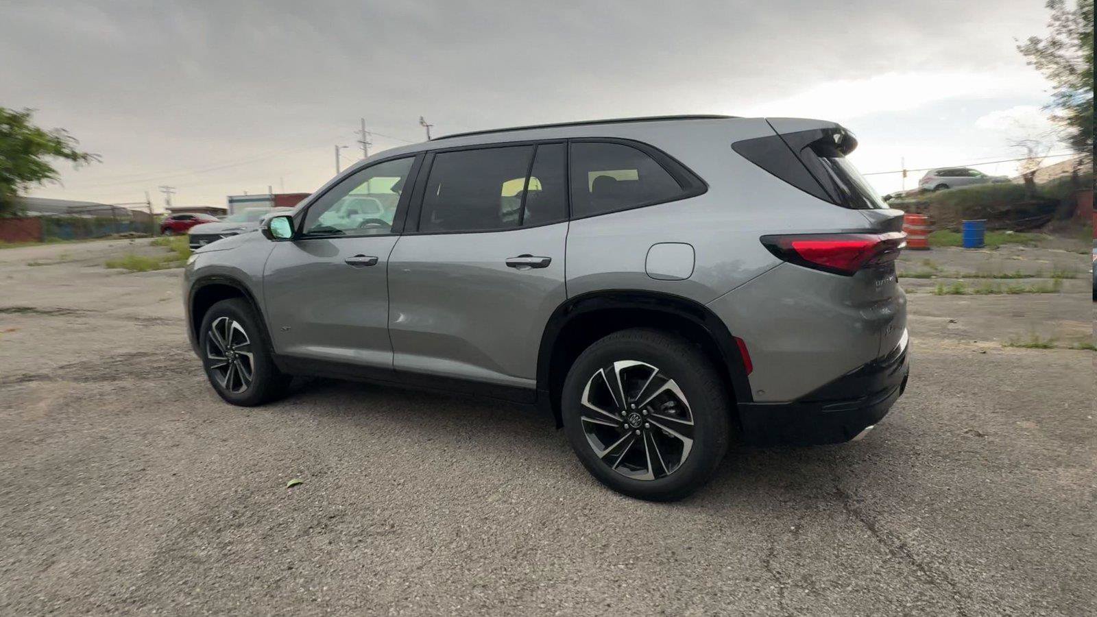 New 2026 Buick Enclave Sport Touring w/ Super Cruise Package AWD/4WD image 6