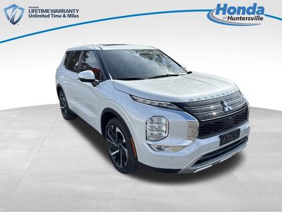 Used 2023 Mitsubishi Outlander SE