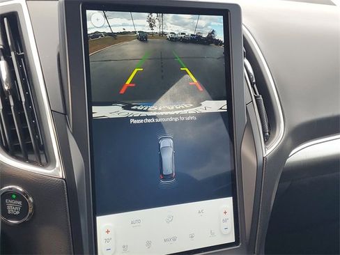Certified 2024 Ford Edge Titanium image 19