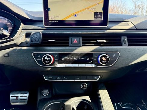 Used 2018 Audi A4 2.0T Premium Plus w/ Premium Plus Package image 21