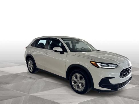 Used 2024 Honda HR-V LX image 2