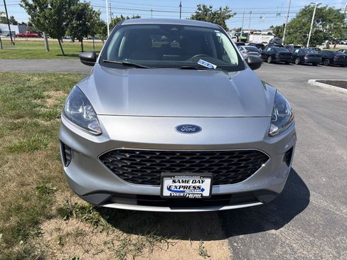 Used 2022 Ford Escape SE w/ Cold Weather Package FWD image 14