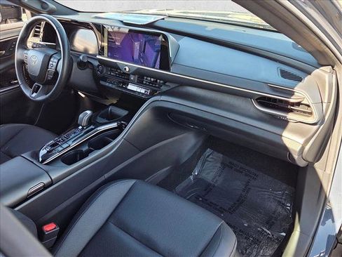 Certified 2025 Toyota Crown Nightshade image 22