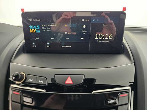 New 2026 Acura RDX SH-AWD image 25