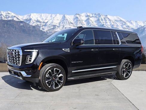 New 2026 GMC Yukon XL Denali w/ Advanced Technology Package image 2