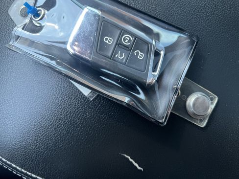 Certified 2022 Volkswagen Atlas SEL image 35