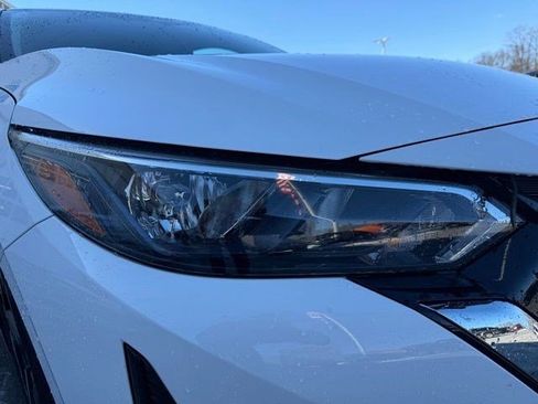 Used 2024 Nissan Sentra SV w/ All-Weather Package image 9