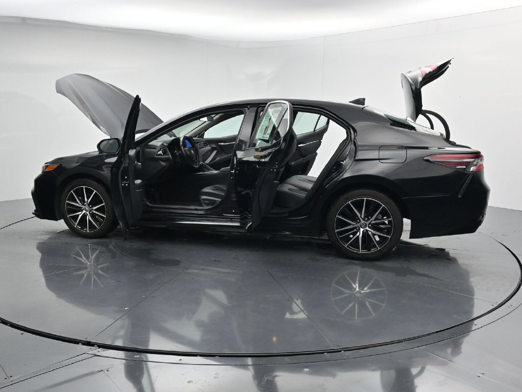 Used 2024 Toyota Camry SE FWD image 46