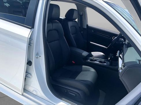 Used 2024 Honda Civic Touring image 8