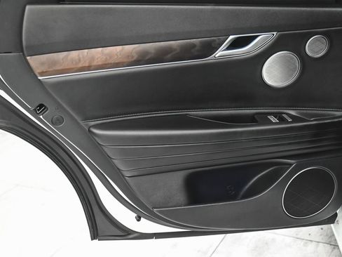 Used 2021 Genesis G80 3.5T AWD/4WD image 13