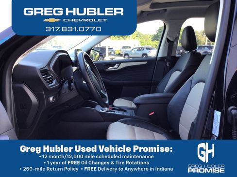 Used 2021 Ford Escape Titanium w/ Titanium Elite Package AWD/4WD image 23