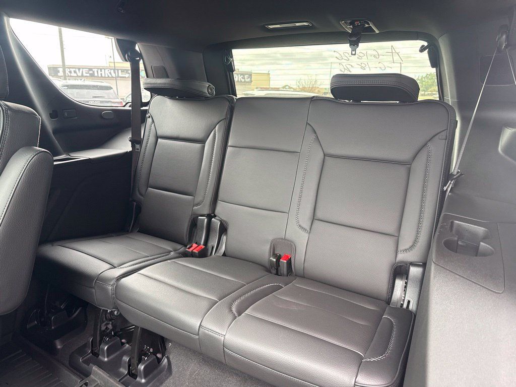 Used 2026 GMC Yukon Denali w/ Denali Reserve Package AWD/4WD image 21