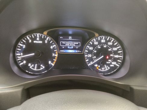 Used 2020 Nissan Pathfinder SV FWD image 23