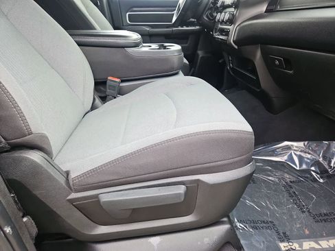 Used 2024 RAM 2500 Big Horn image 23