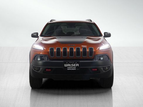 Used 2016 Jeep Cherokee Trailhawk w/ Comfort/Convenience Group image 8