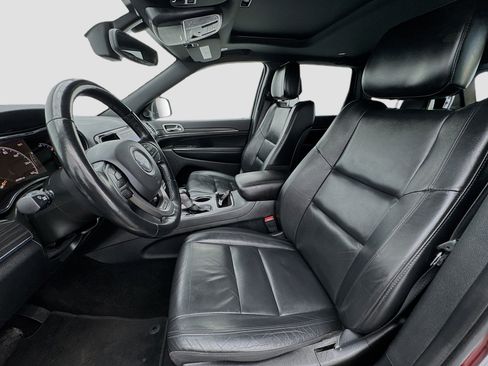 Used 2022 Jeep Grand Cherokee Limited image 13