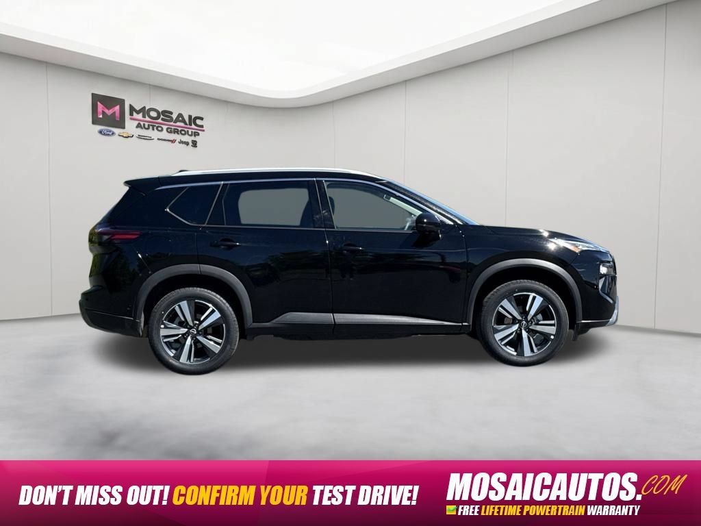 Used 2026 Nissan Rogue SL AWD/4WD image 8