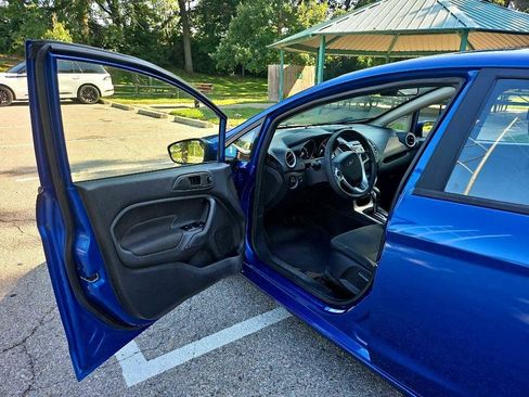 Used 2019 Ford Fiesta SE w/ Cold Weather Package image 9