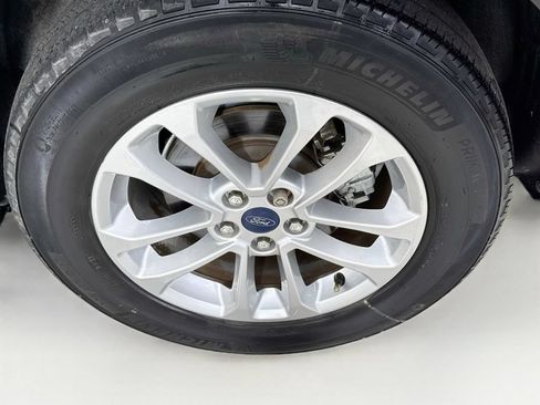 Used 2020 Ford Escape SE FWD image 40