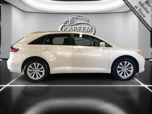 Used 2015 Toyota Venza LE image 4
